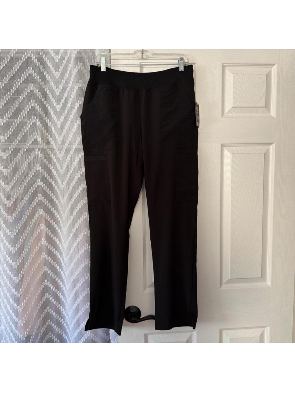 NWT ~ Women’s Dickies EDS Black Medical Pants ~ Size Medium